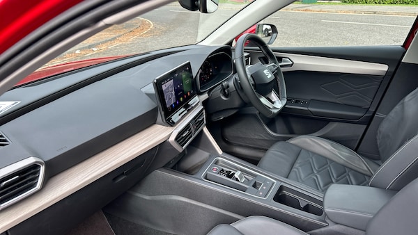 Used SEAT Leon 2021 for sale - 76302869: Photo 2