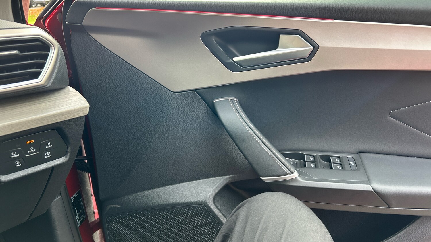 Used SEAT Leon 2021 for sale - 76302869: Photo 32