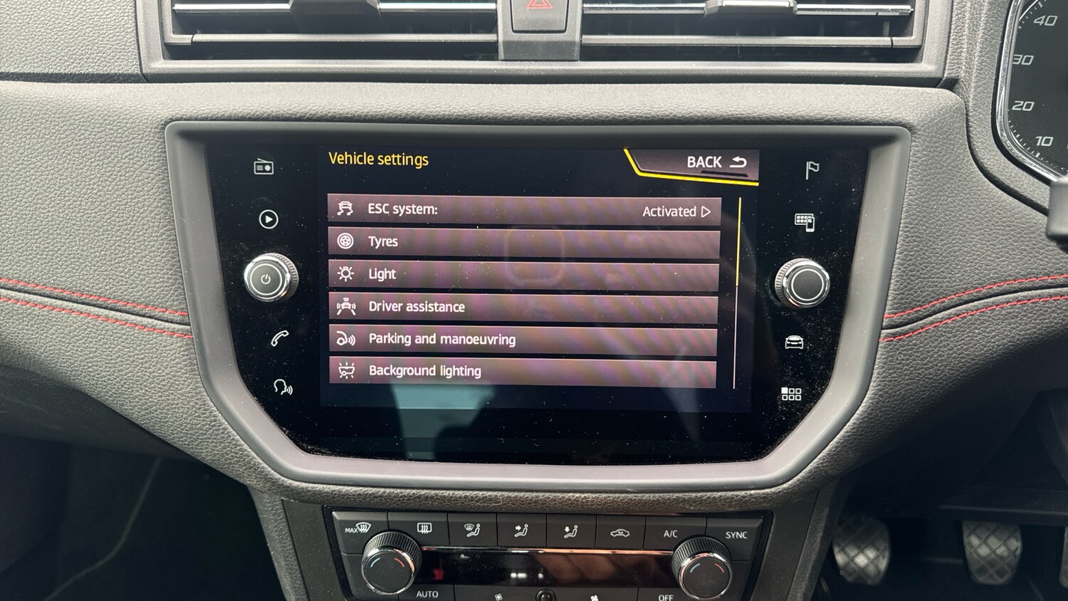 Used SEAT Arona 2018 for sale - 76064075: Photo 24