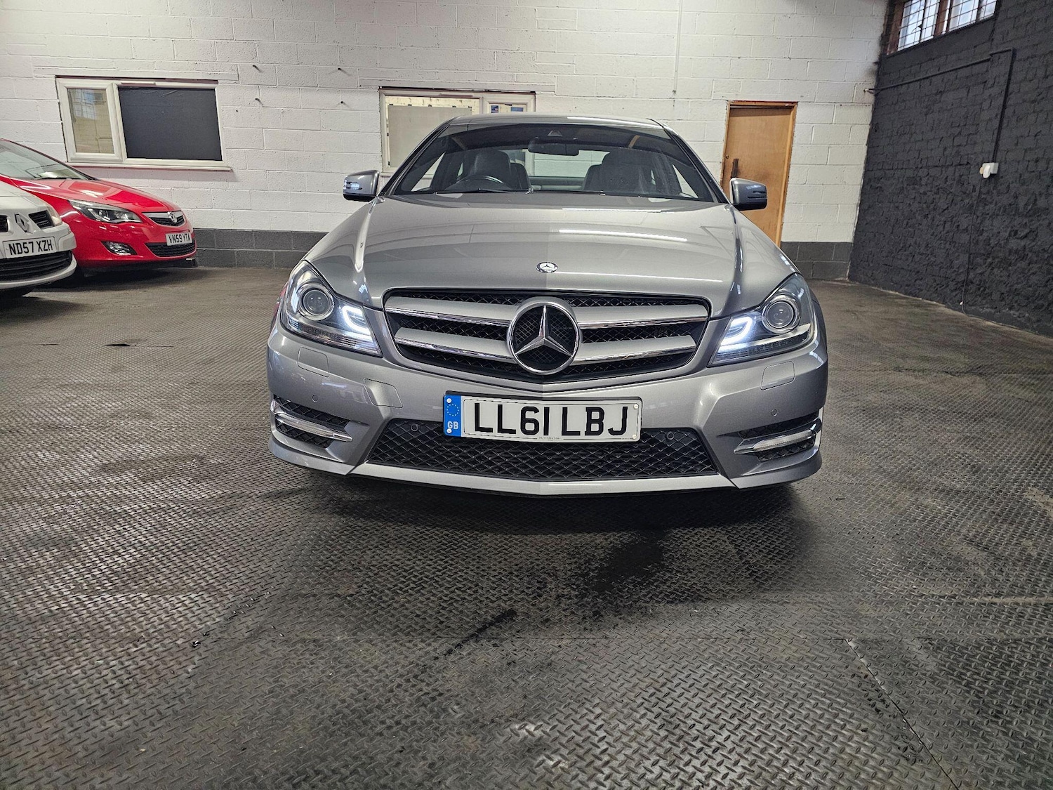 Used Mercedes-Benz C Class 2011 for sale - 76315013: Photo 10