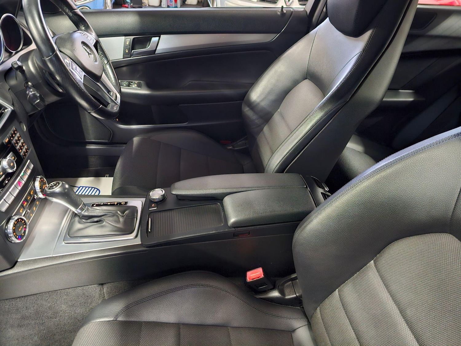 Used Mercedes-Benz C Class 2011 for sale - 76315013: Photo 29