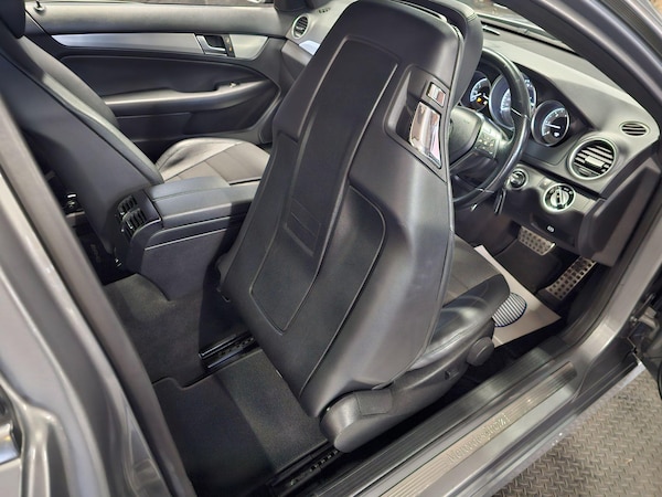 Used Mercedes-Benz C Class 2011 for sale - 76315013: Photo 37