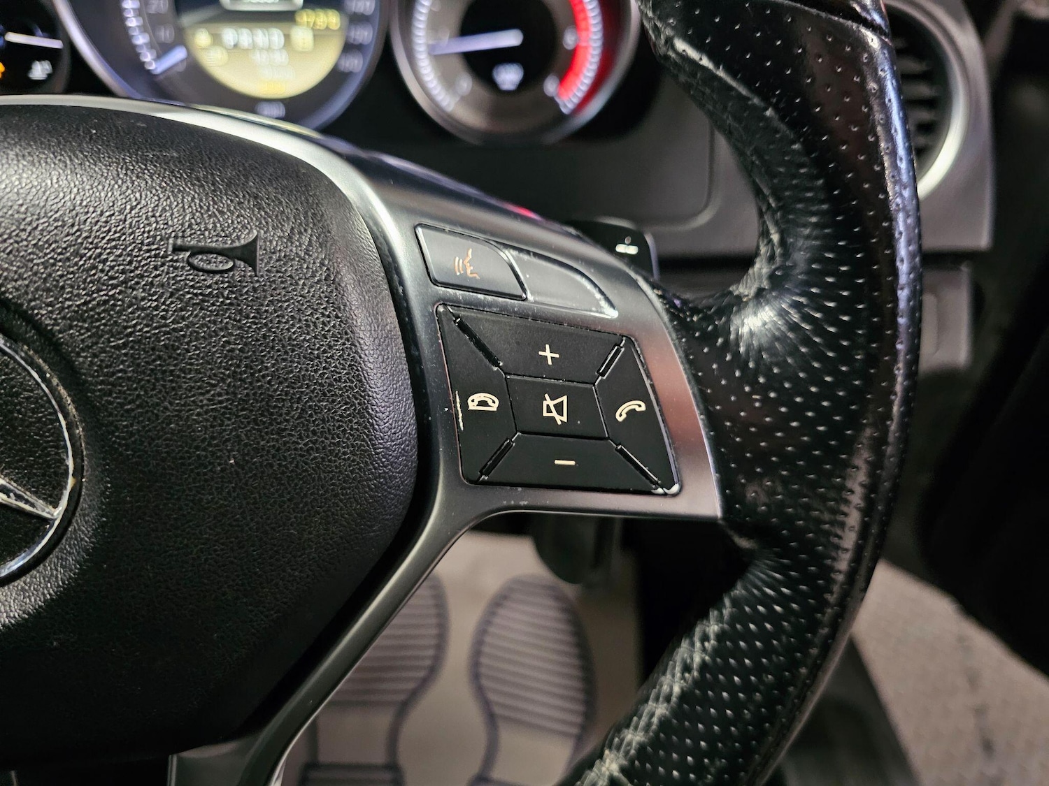 Used Mercedes-Benz C Class 2011 for sale - 76315013: Photo 53