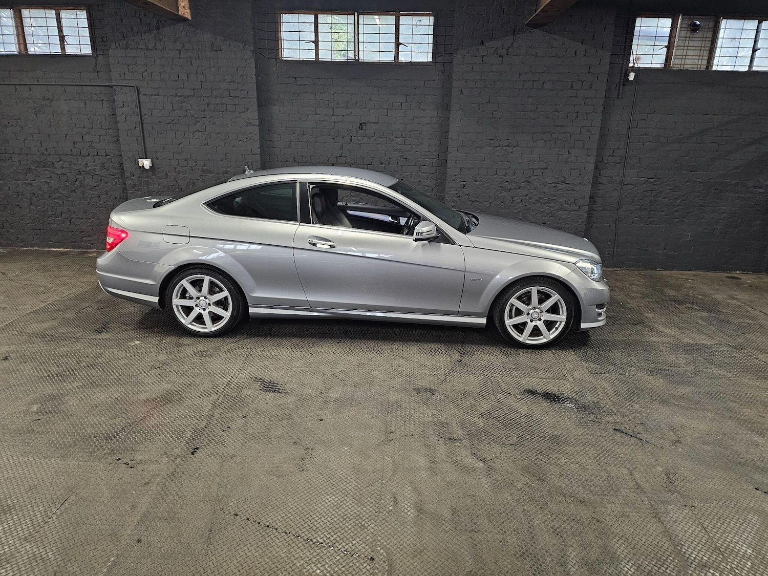 Used Mercedes-Benz C Class 2011 for sale - 76315013: Photo 7