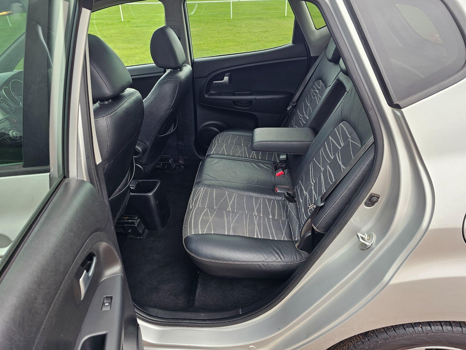 Used Kia Venga 2014 for sale - 76714658: Photo 24