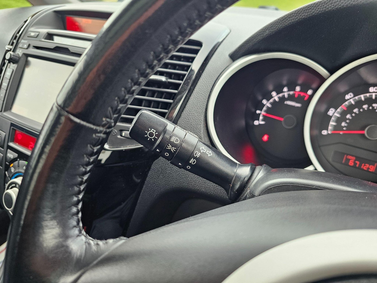 Used Kia Venga 2014 for sale - 76714658: Photo 49