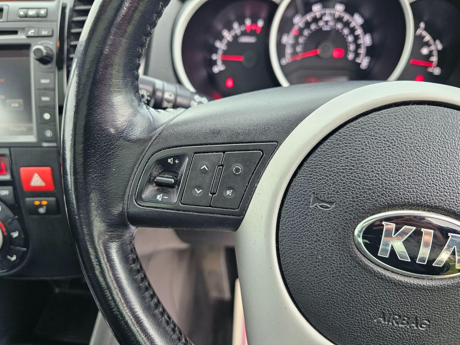 Used Kia Venga 2014 for sale - 76714658: Photo 53