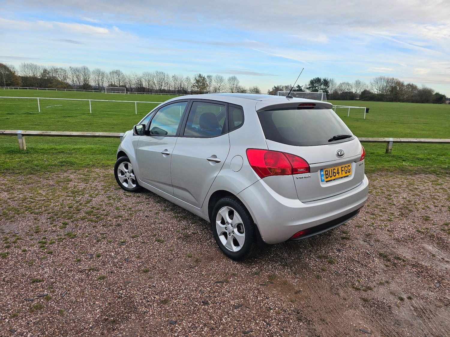 Used Kia Venga 2014 for sale - 76714658: Photo 8