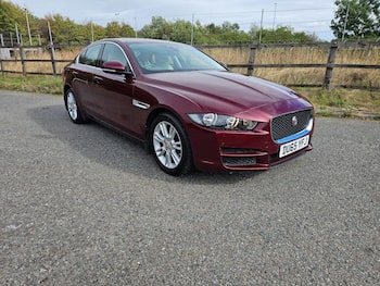 Used Jaguar XE 2015 for sale - 79808681: Photo