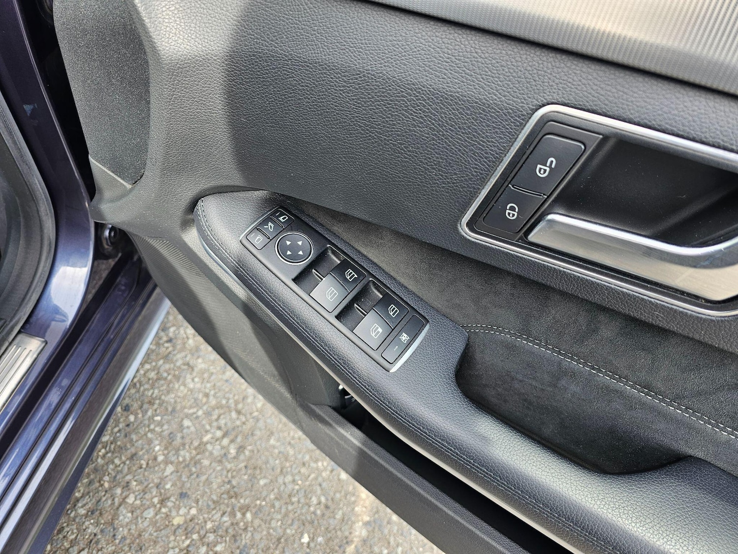 Used Mercedes-Benz E Class for sale - 78205183: Photo 35