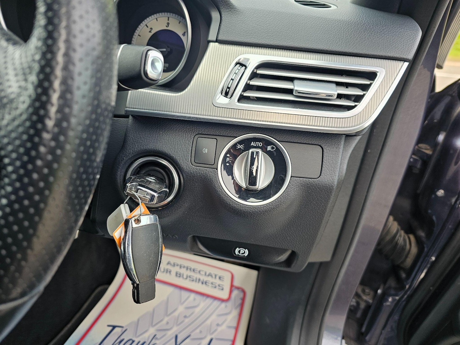 Used Mercedes-Benz E Class for sale - 78205183: Photo 40