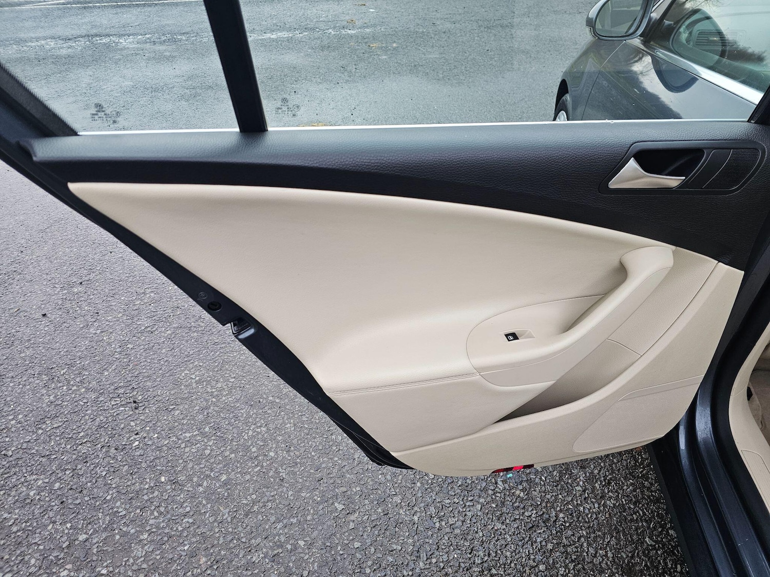 Used Volkswagen Passat 2010 for sale - 77255223: Photo 23