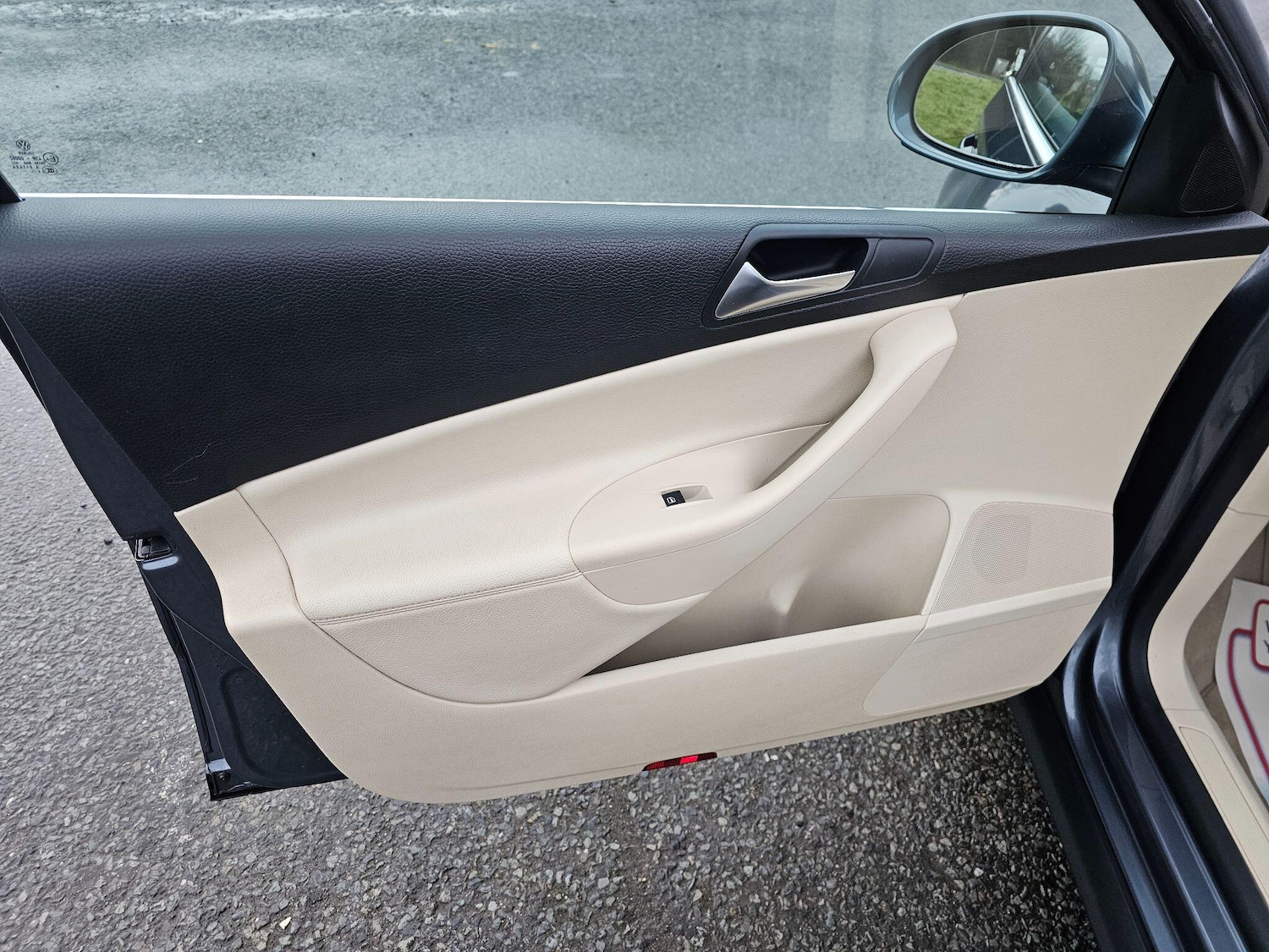 Used Volkswagen Passat 2010 for sale - 77255223: Photo 30