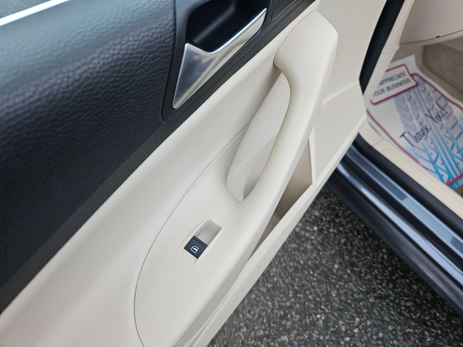 Used Volkswagen Passat 2010 for sale - 77255223: Photo 31