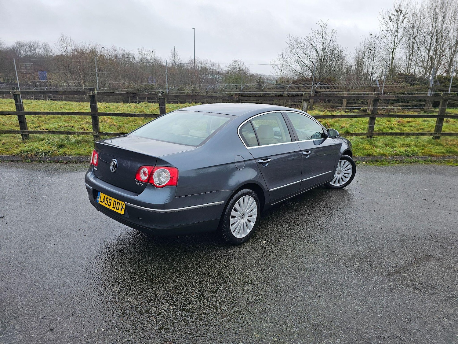 Used Volkswagen Passat 2010 for sale - 77255223: Photo 6