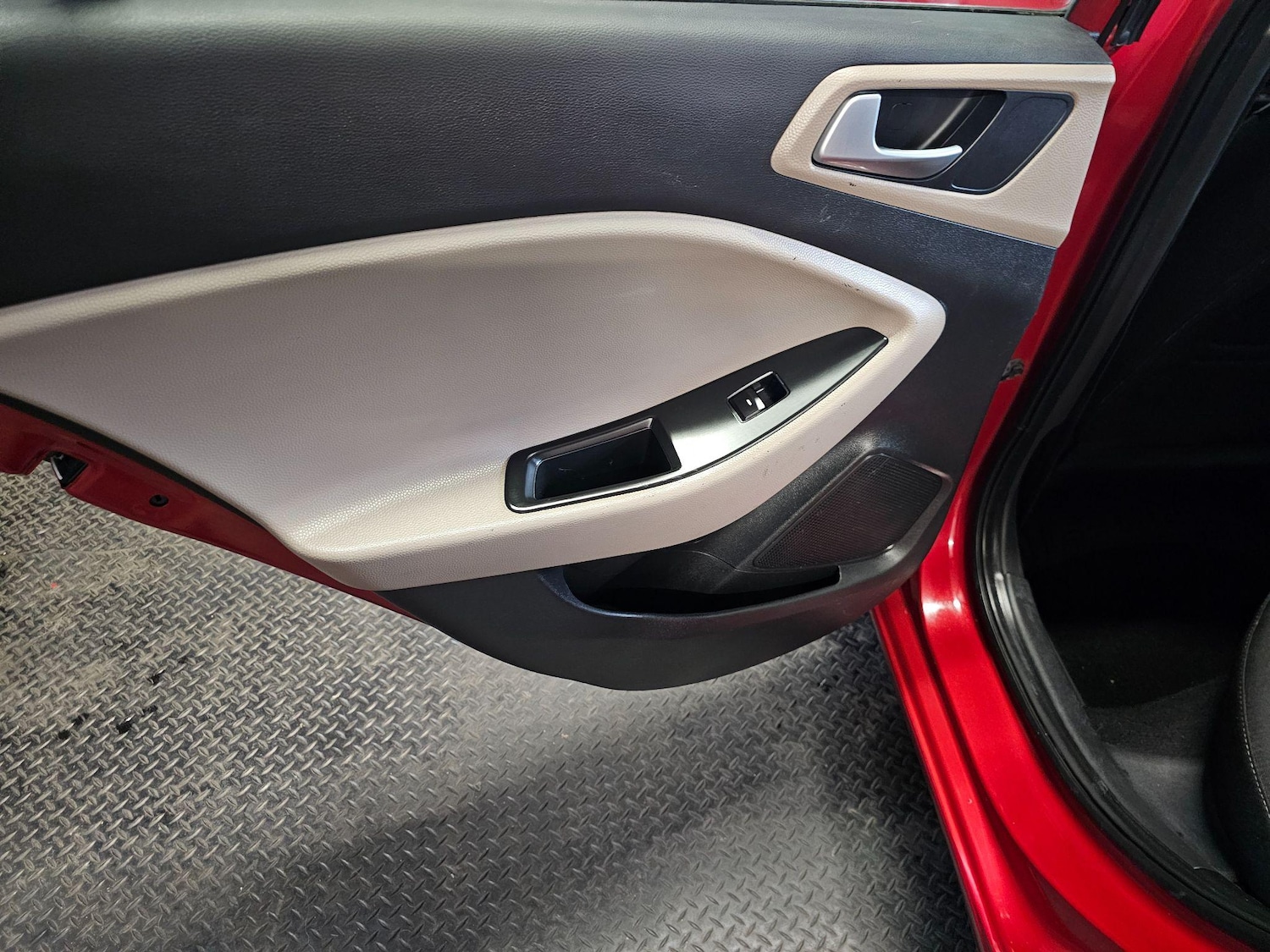 Used Hyundai i20 2015 for sale - 77091393: Photo 26