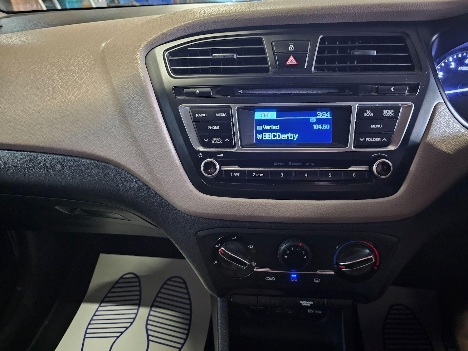 Used Hyundai i20 2015 for sale - 77091393: Photo 41