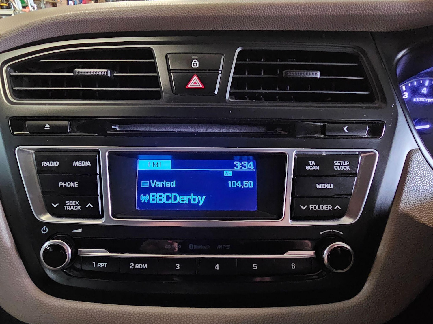 Used Hyundai i20 2015 for sale - 77091393: Photo 42