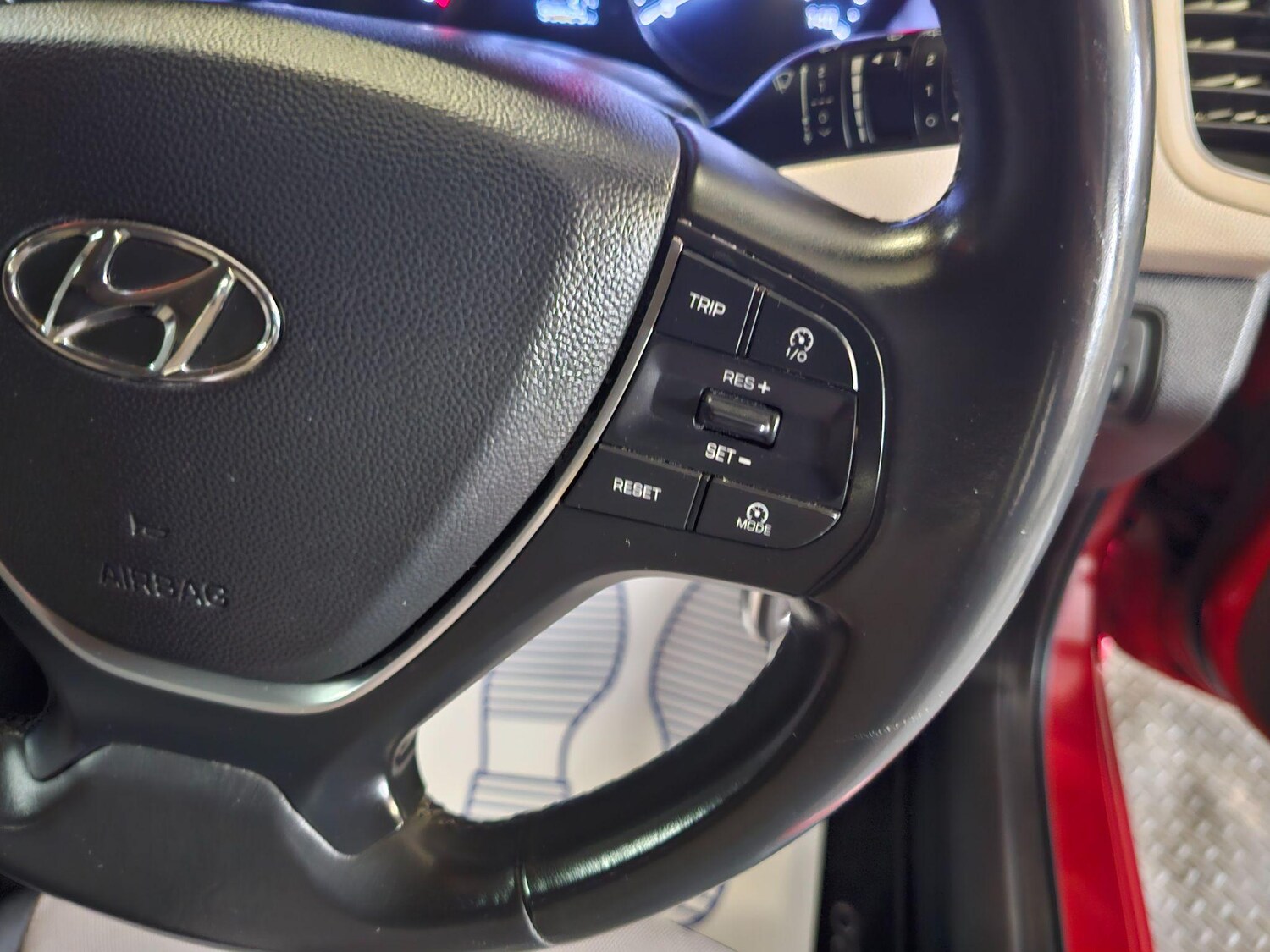 Used Hyundai i20 2015 for sale - 77091393: Photo 51