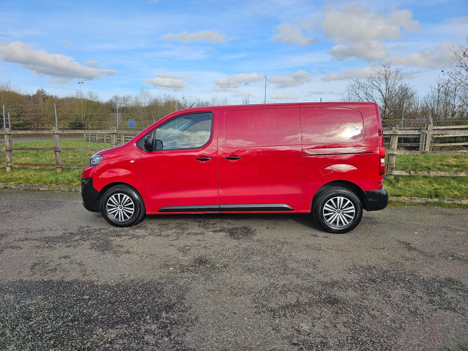 Used Peugeot Expert 2017 for sale - 77456295: Photo 9