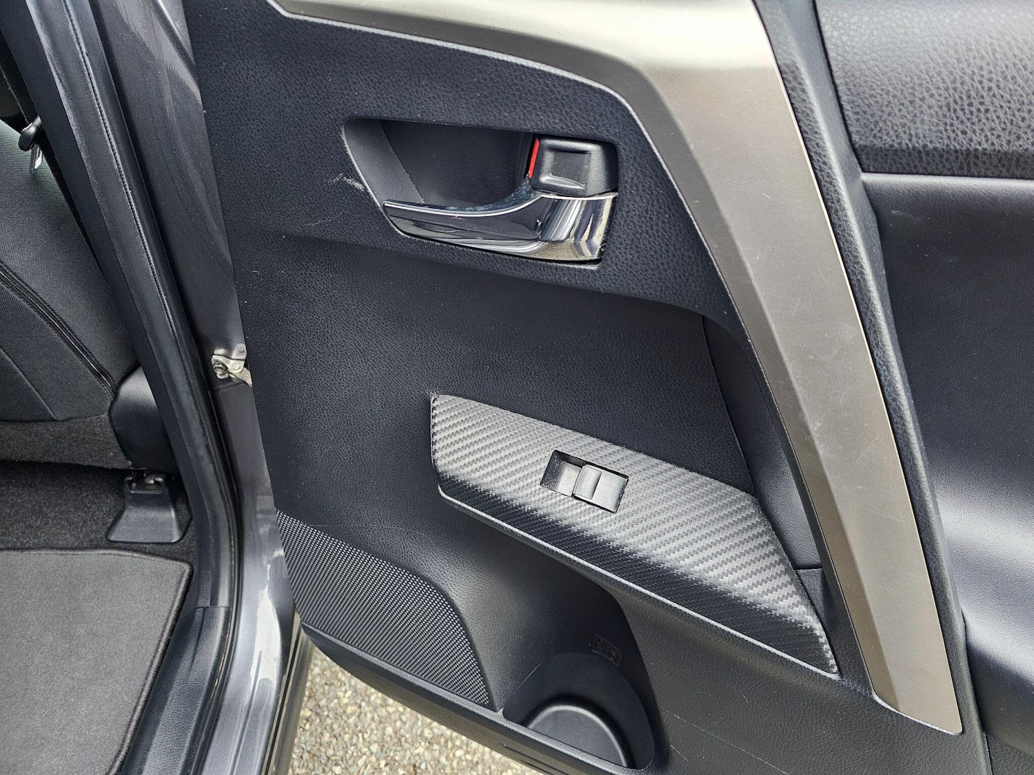 Used Toyota RAV4 2015 for sale - 77376495: Photo 21