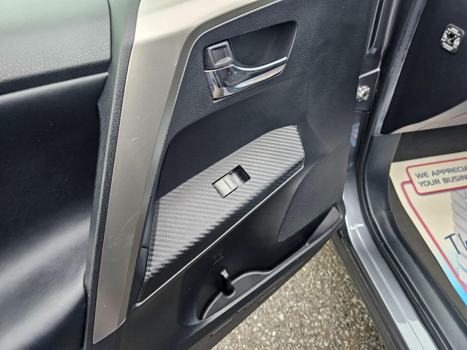 Used Toyota RAV4 2015 for sale - 77376495: Photo 31