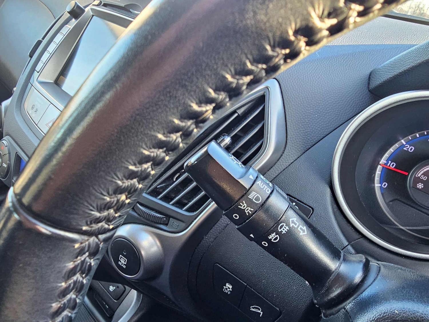 Used Hyundai Ix35 2015 for sale - 76658909: Photo 51