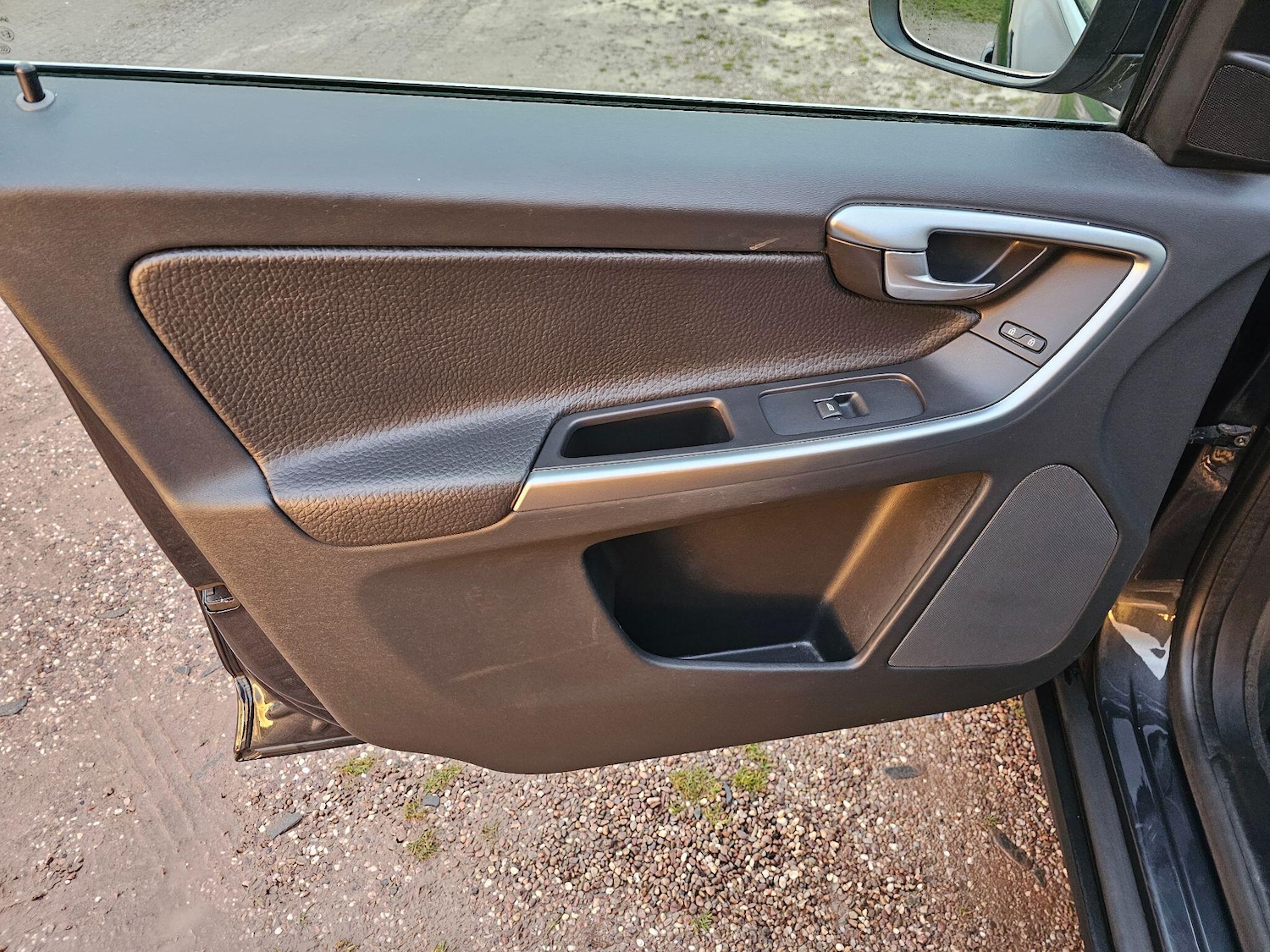 Used Volvo XC60 2011 for sale - 76832362: Photo 36