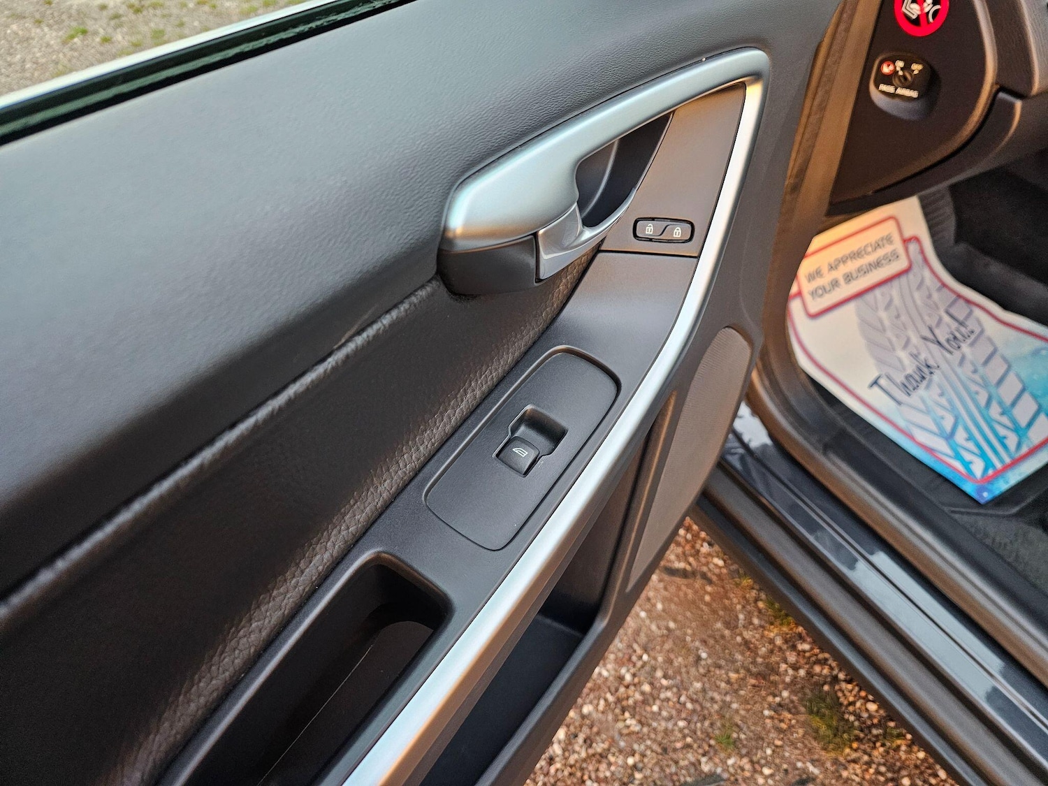 Used Volvo XC60 2011 for sale - 76832362: Photo 37