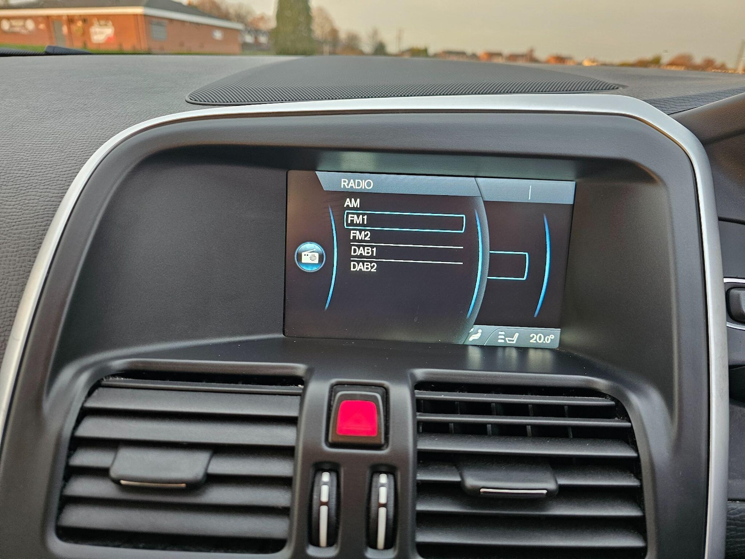 Used Volvo XC60 2011 for sale - 76832362: Photo 50