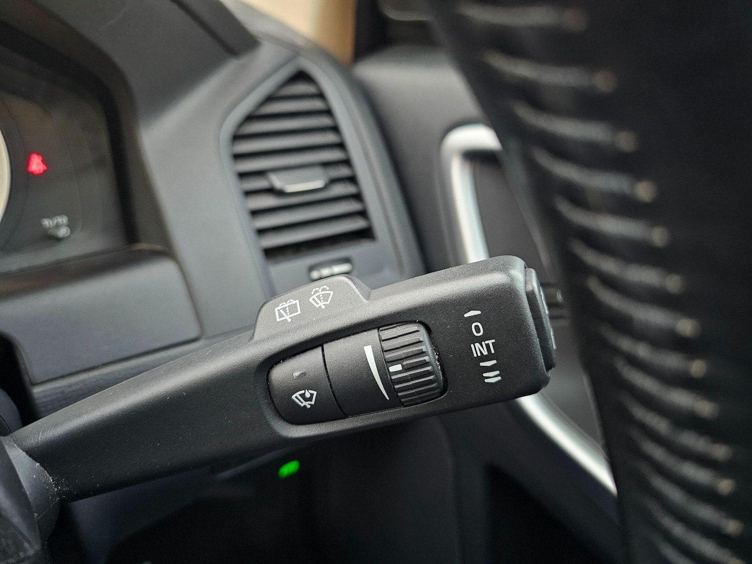 Used Volvo XC60 2011 for sale - 76832362: Photo 60