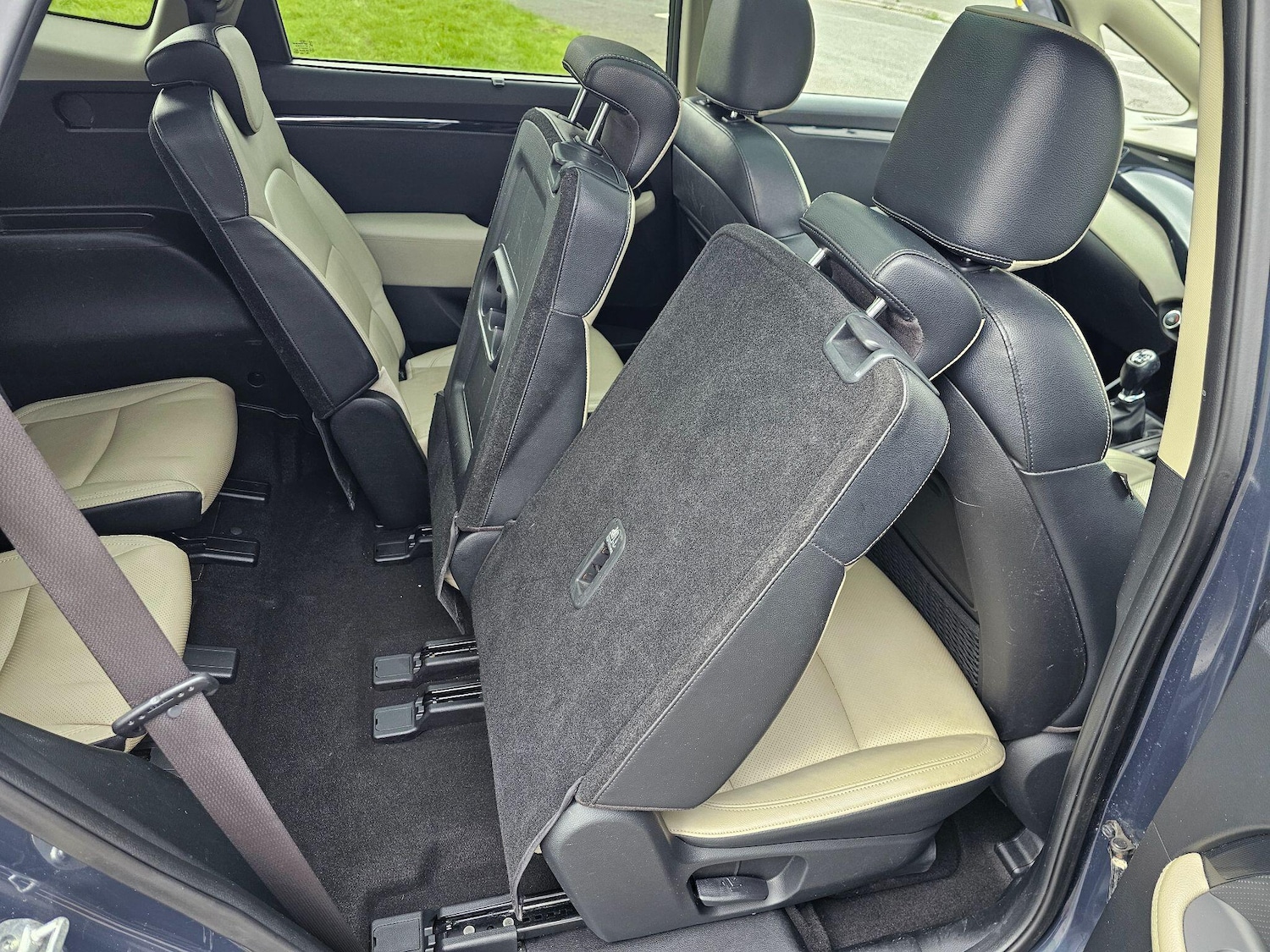 Used Kia Carens for sale - 78127601: Photo 21