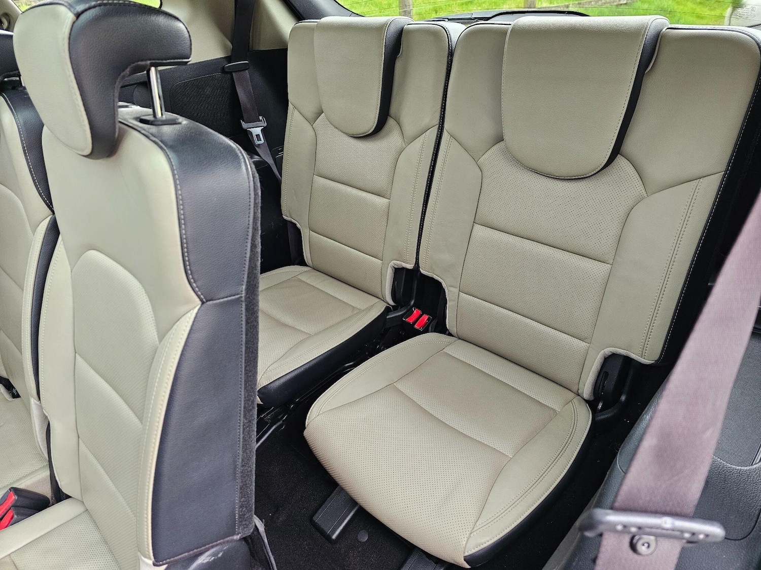 Used Kia Carens for sale - 78127601: Photo 29