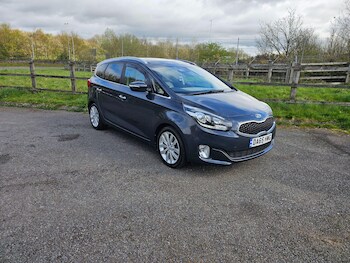 Used Kia Carens 2015 for sale - 78127601: Photo