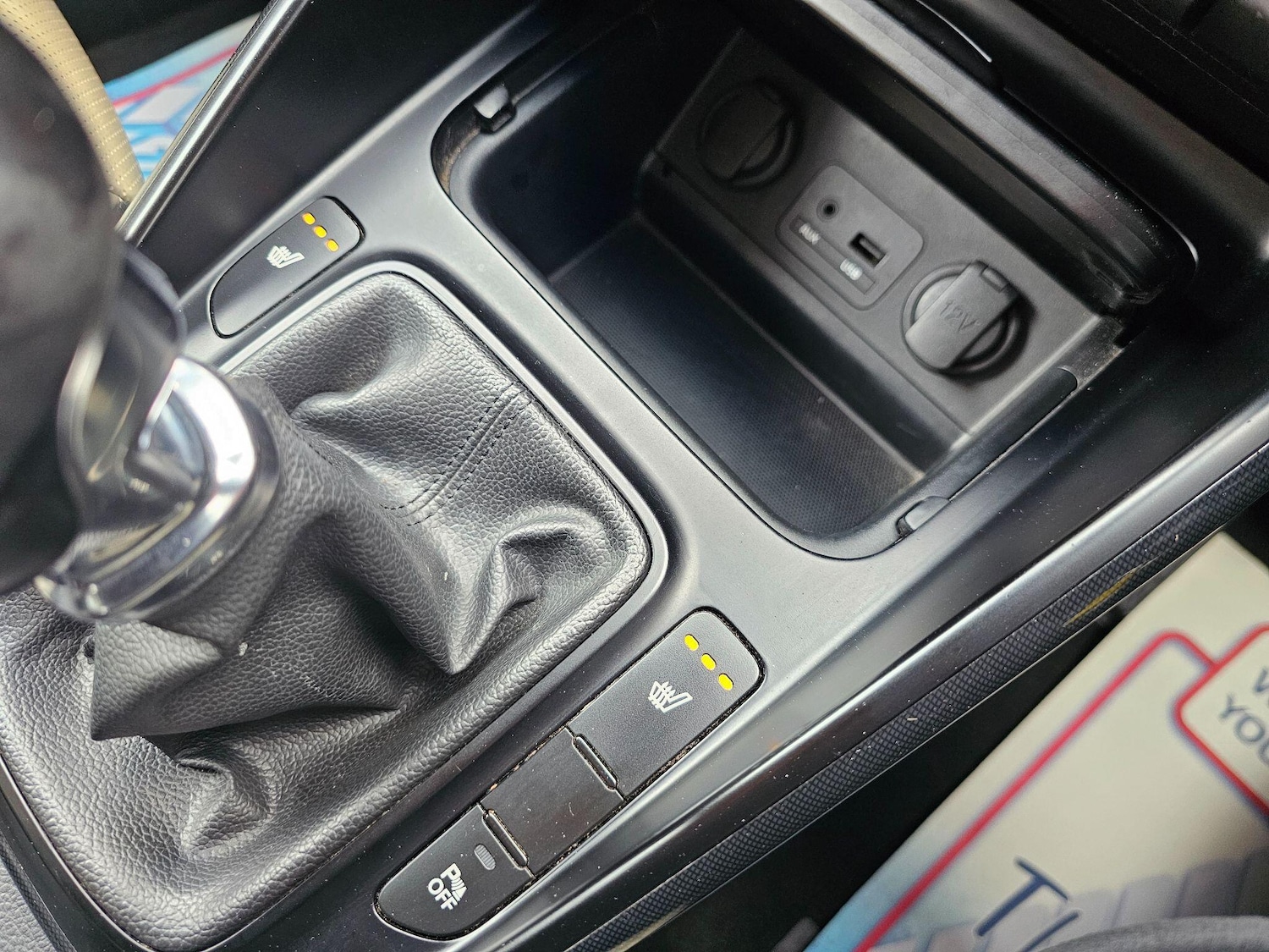 Used Kia Carens for sale - 78127601: Photo 52