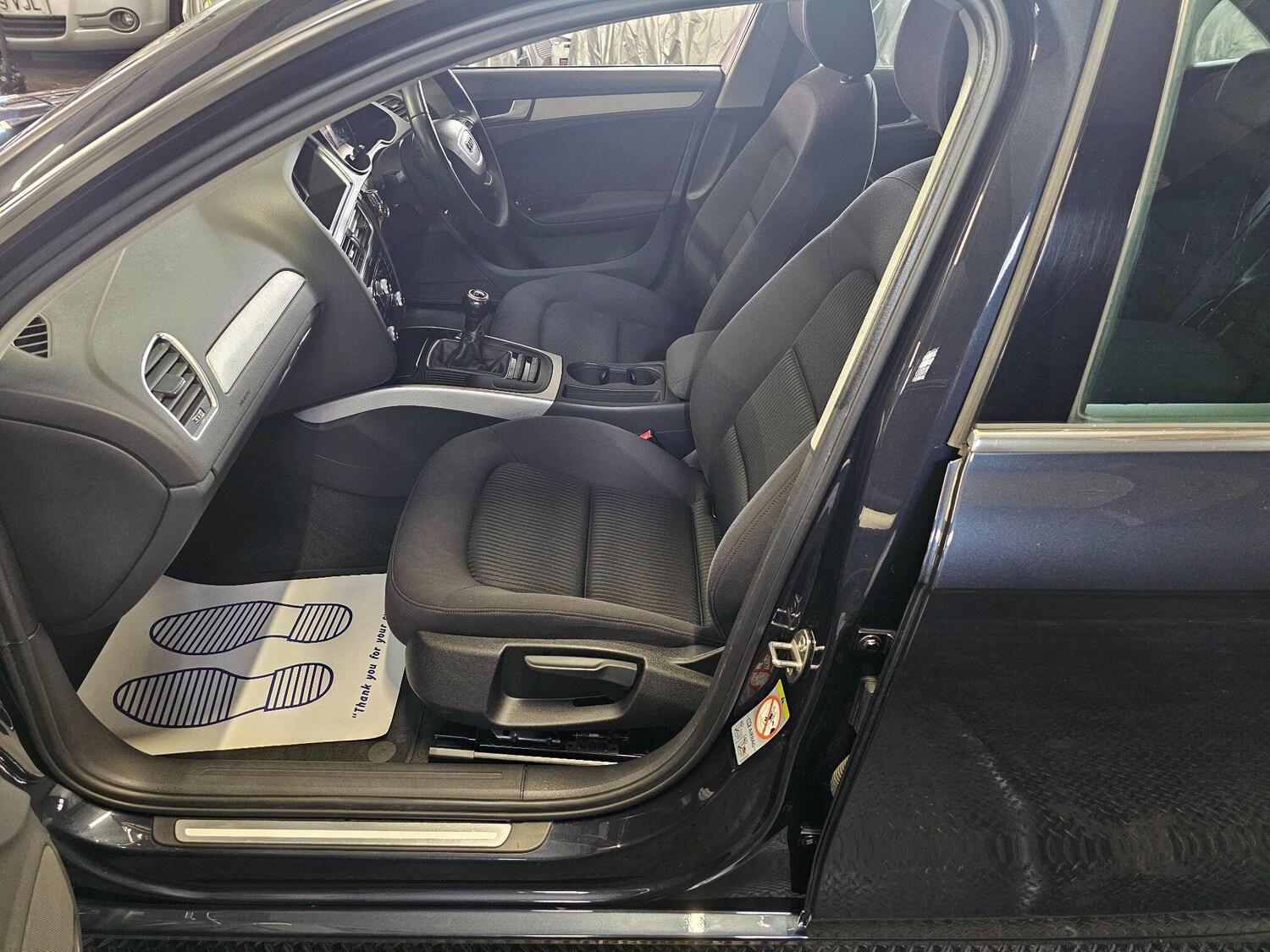 Vehicle 33