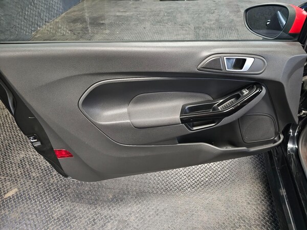 Used Ford Fiesta 2016 for sale - 75678554: Photo 25