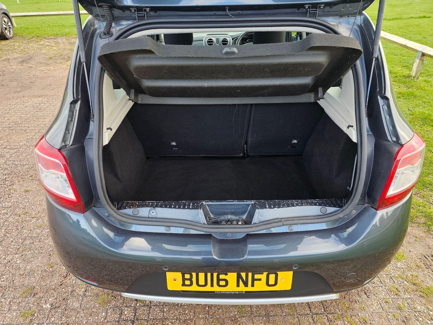 Used Dacia Sandero Stepway for sale - 76613338: Photo 16