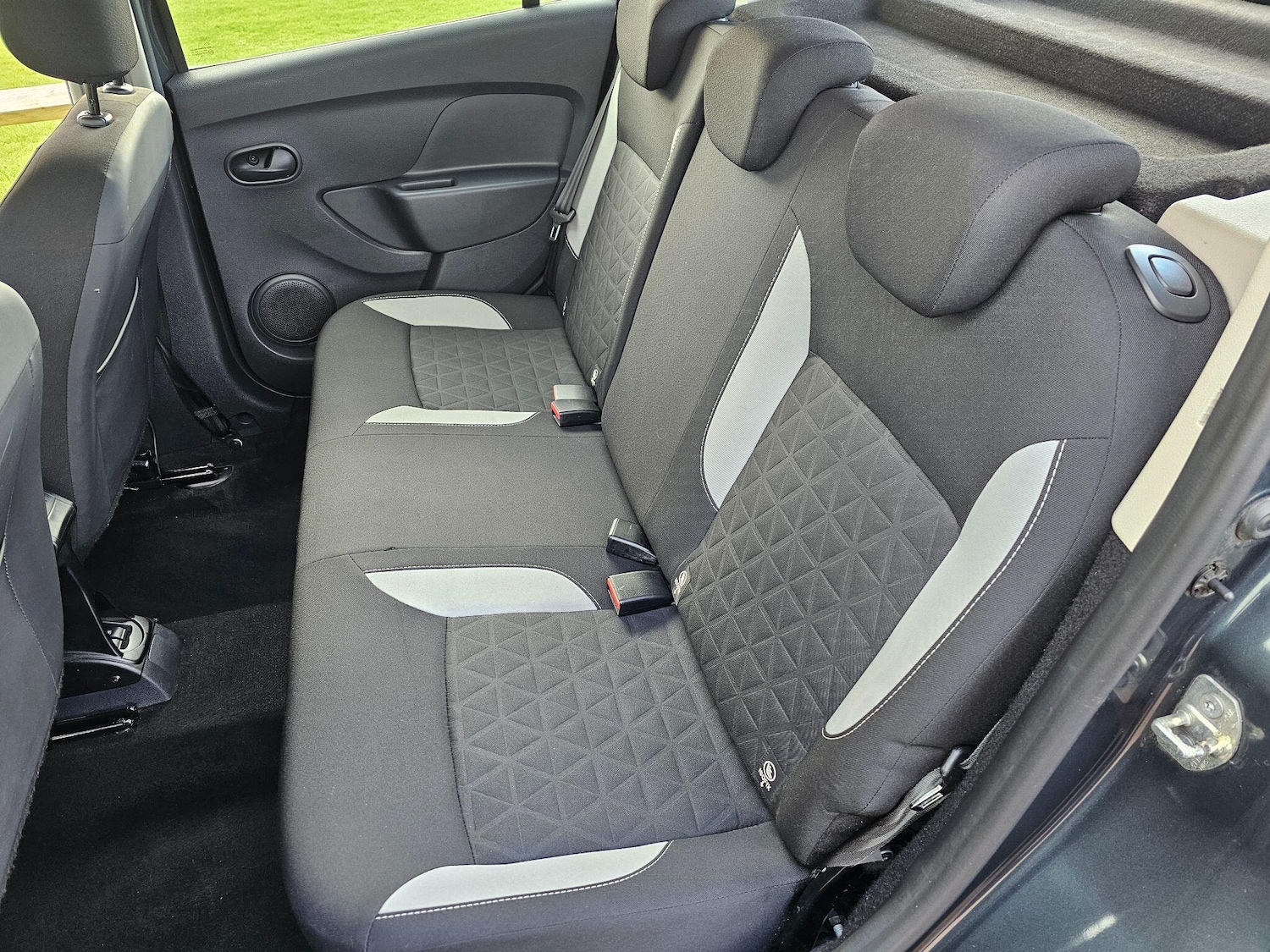 Used Dacia Sandero Stepway for sale - 76613338: Photo 25