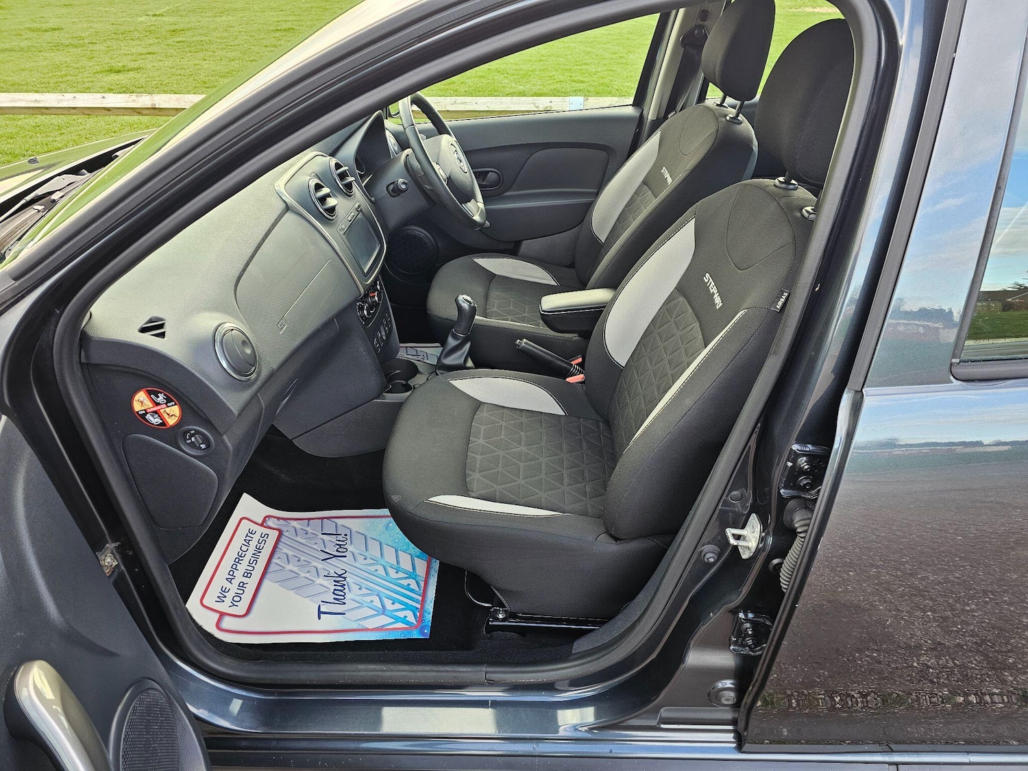 Used Dacia Sandero Stepway for sale - 76613338: Photo 28