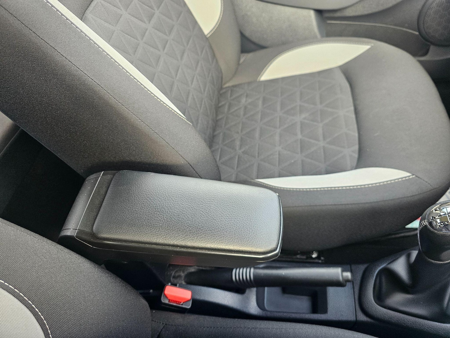 Used Dacia Sandero Stepway for sale - 76613338: Photo 45