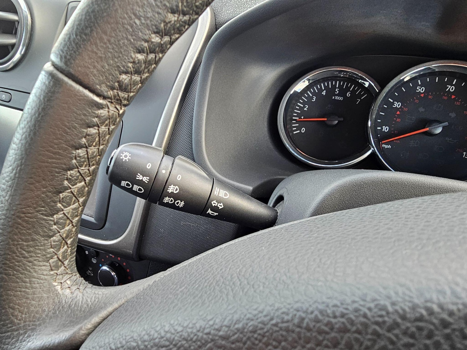 Used Dacia Sandero Stepway for sale - 76613338: Photo 47