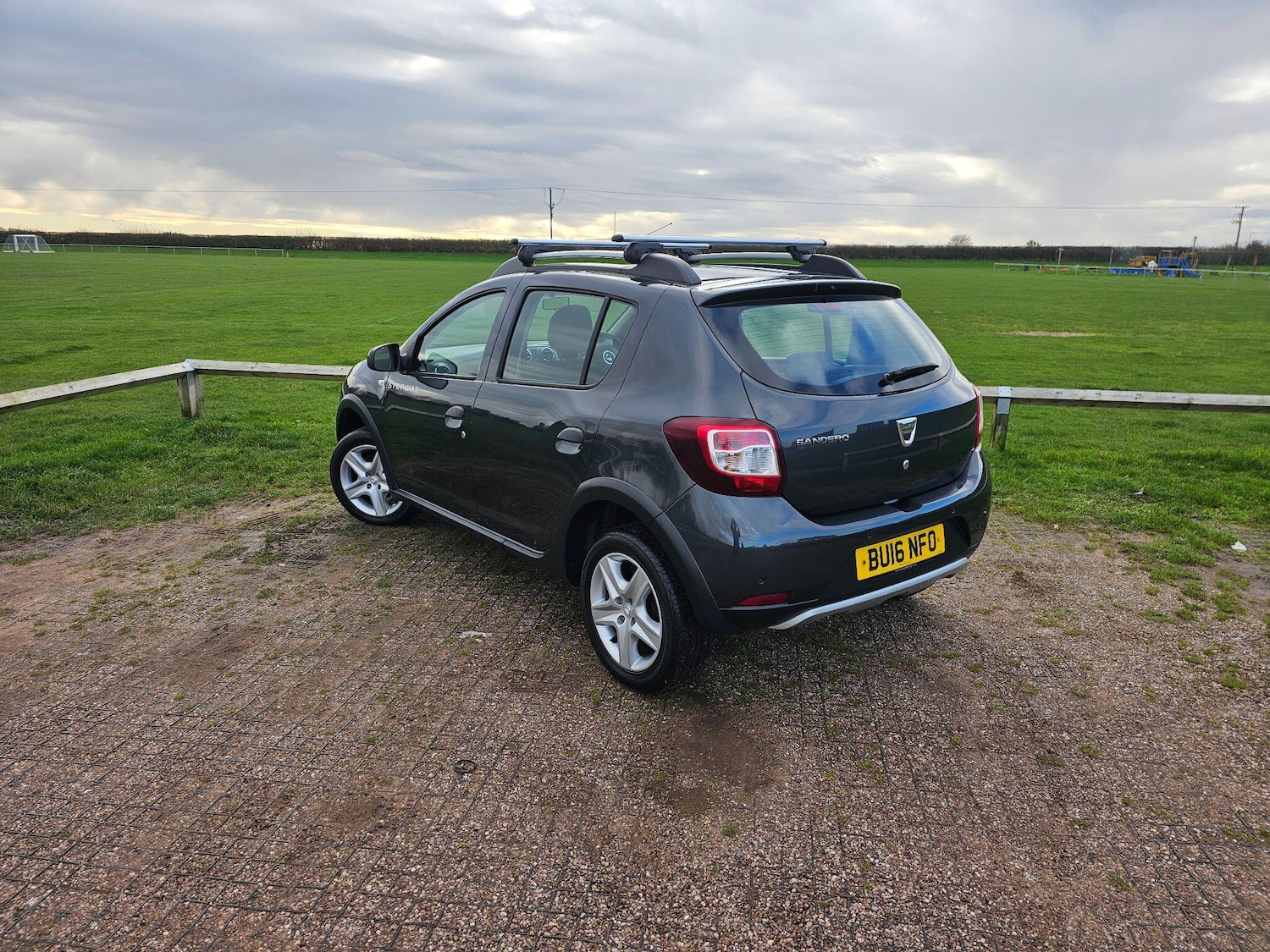 Used Dacia Sandero Stepway for sale - 76613338: Photo 8