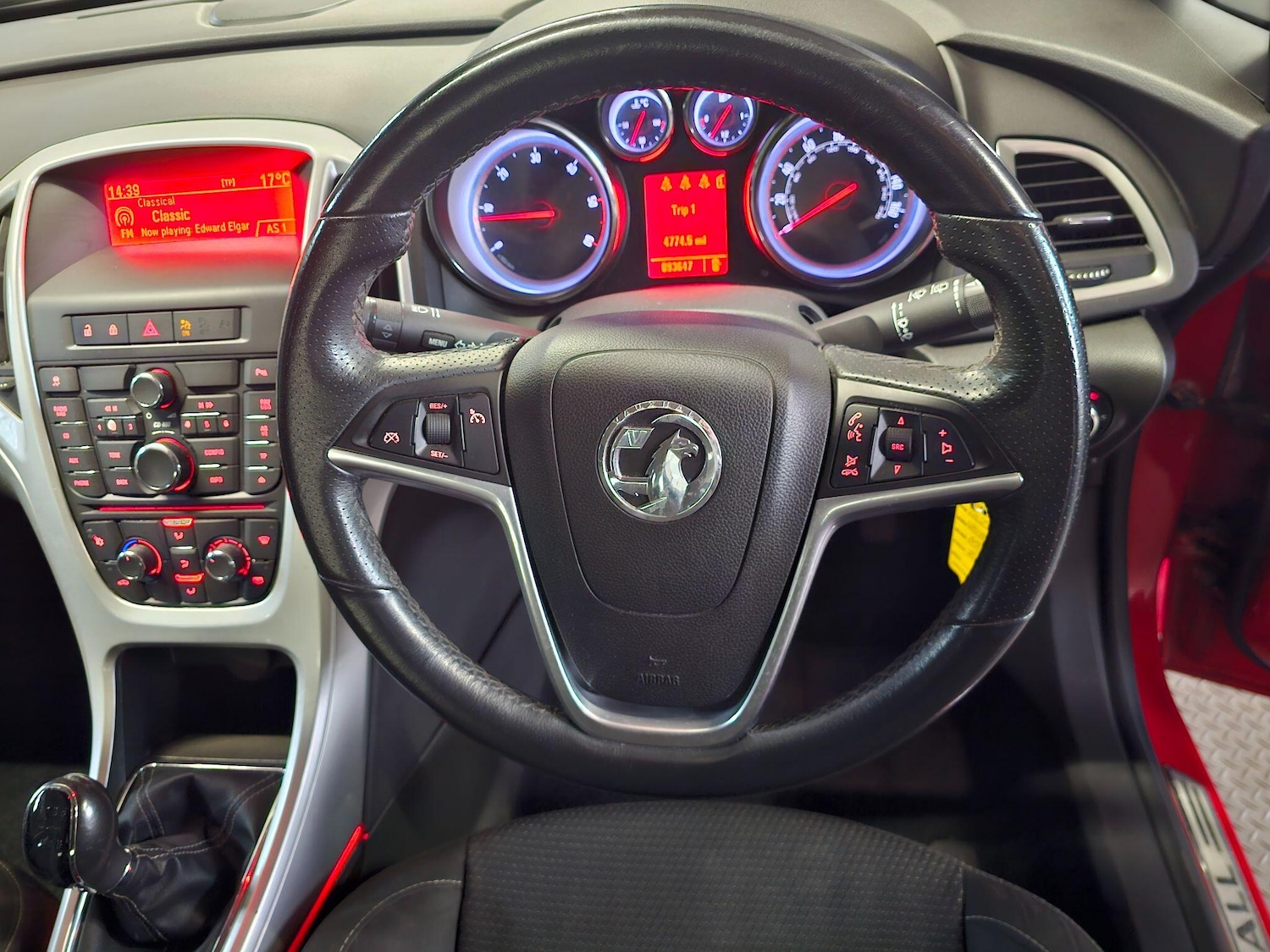 Used Vauxhall Astra 2009 for sale - 76997482: Photo 25