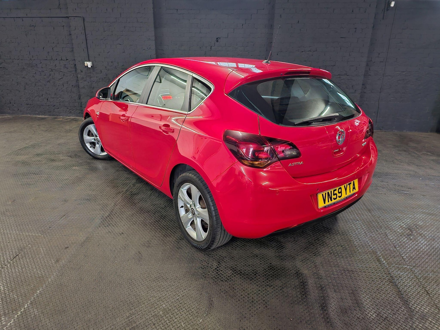 Used Vauxhall Astra 2009 for sale - 76997482: Photo 4