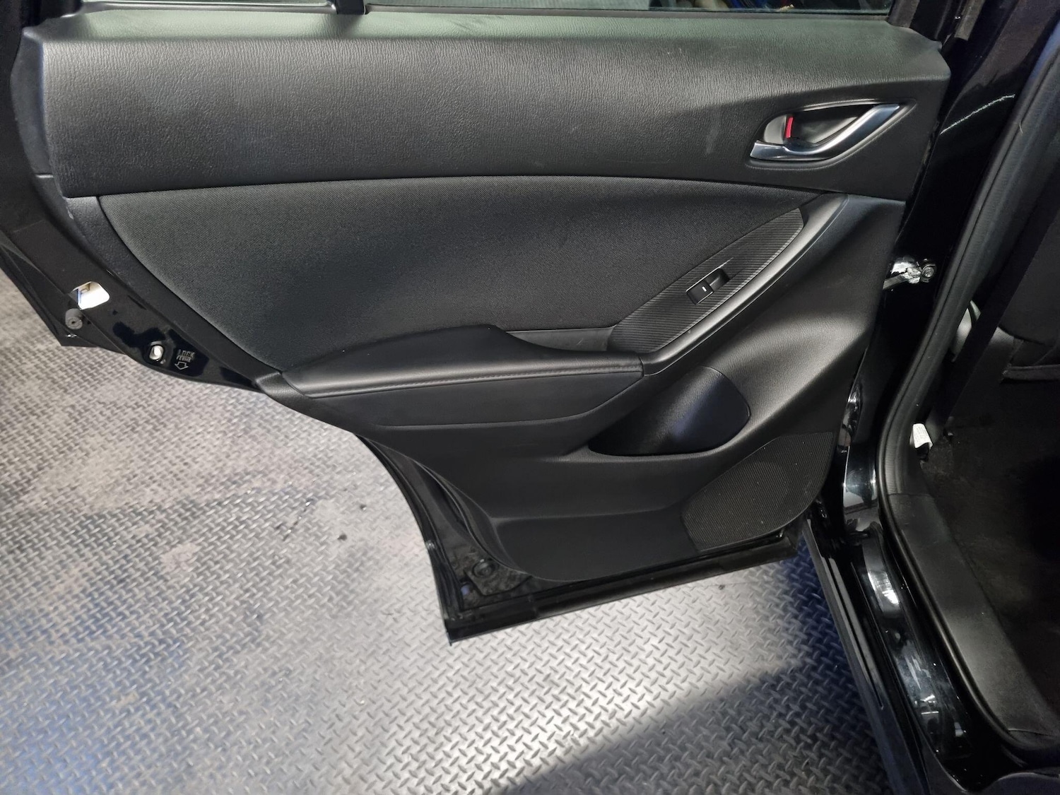 Used Mazda CX-5 2017 for sale - 76398366: Photo 23