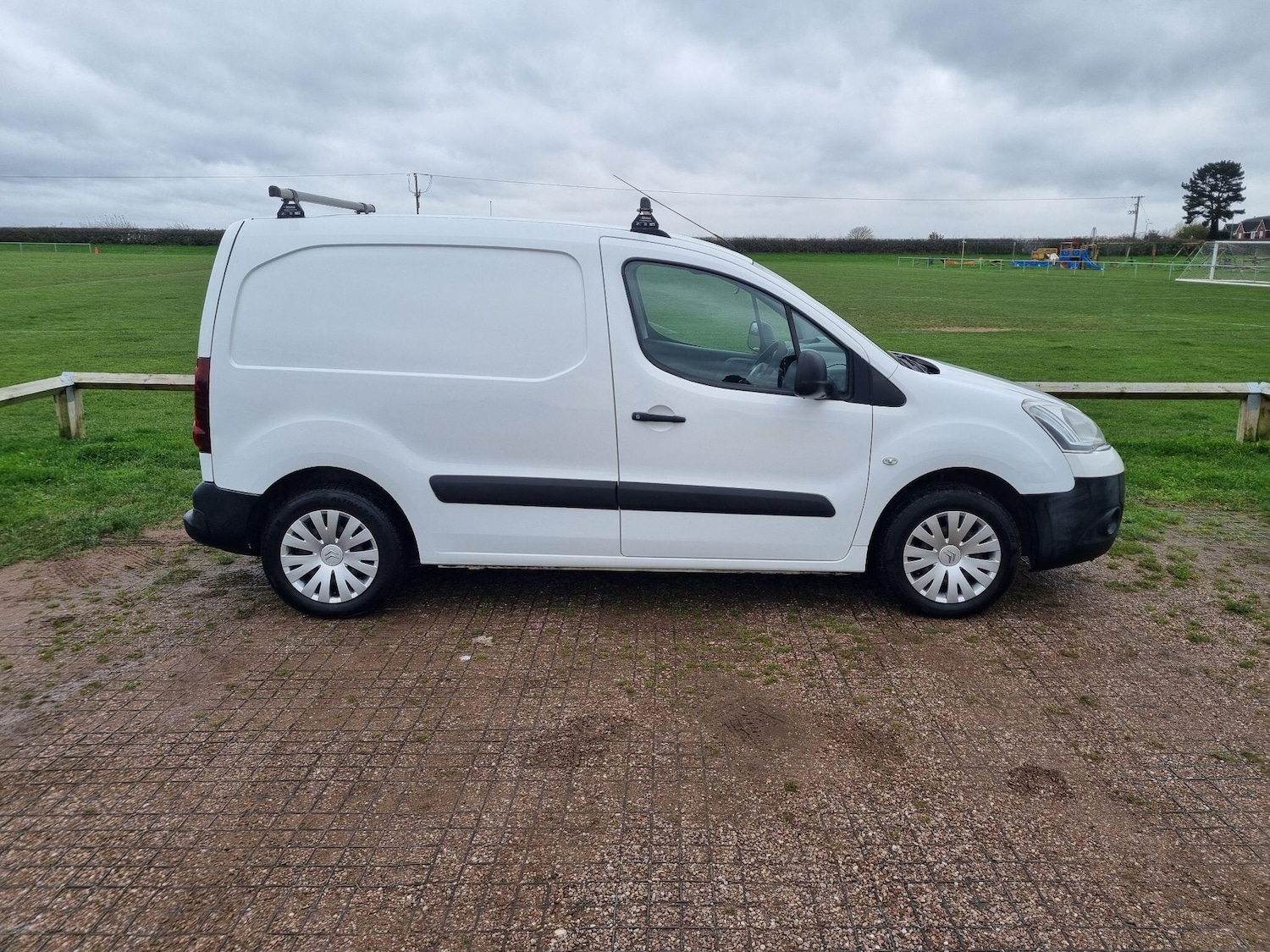 Used Citroen Berlingo 2013 for sale - 76550137: Photo 9