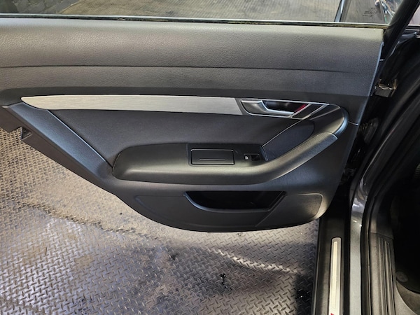 Used Audi A6 Saloon 2011 for sale - 75729791: Photo 22
