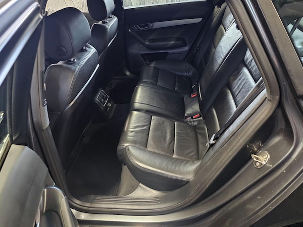 Used Audi A6 Saloon 2011 for sale - 75729791: Photo 24