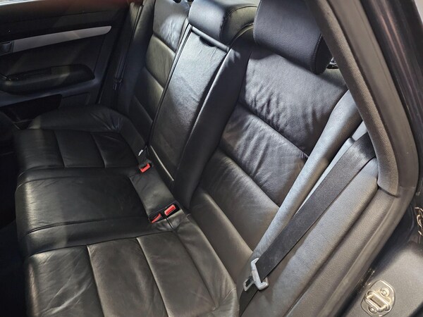 Used Audi A6 Saloon 2011 for sale - 75729791: Photo 25